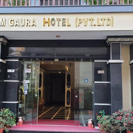 Om Gaura Hotel Pokhara Ngoại thất bức ảnh