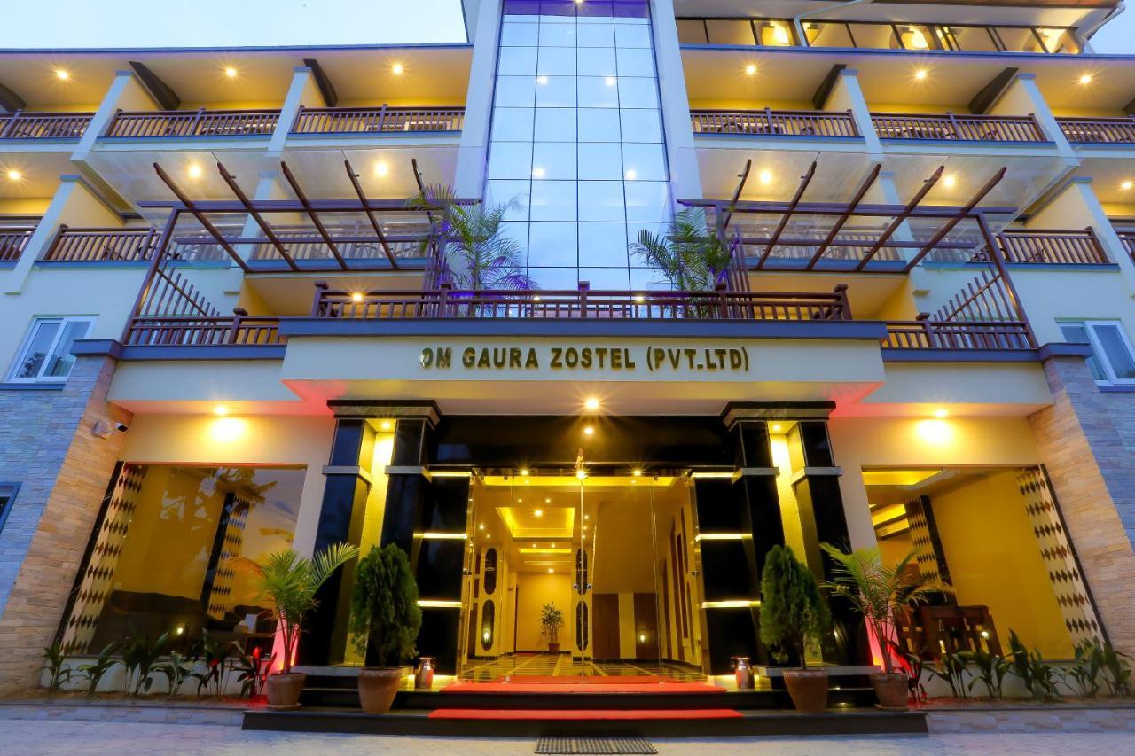 Om Gaura Hotel Pokhara Ngoại thất bức ảnh