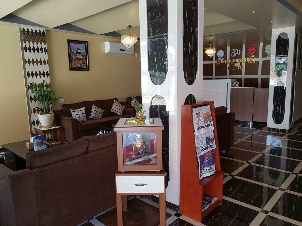 Om Gaura Hotel Pokhara Ngoại thất bức ảnh